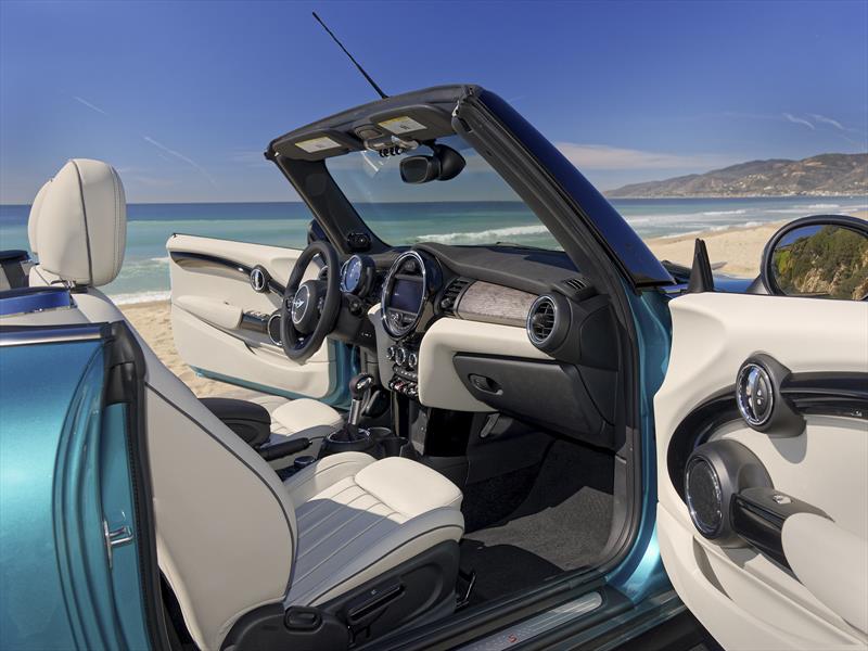 MINI Convertible 2017
