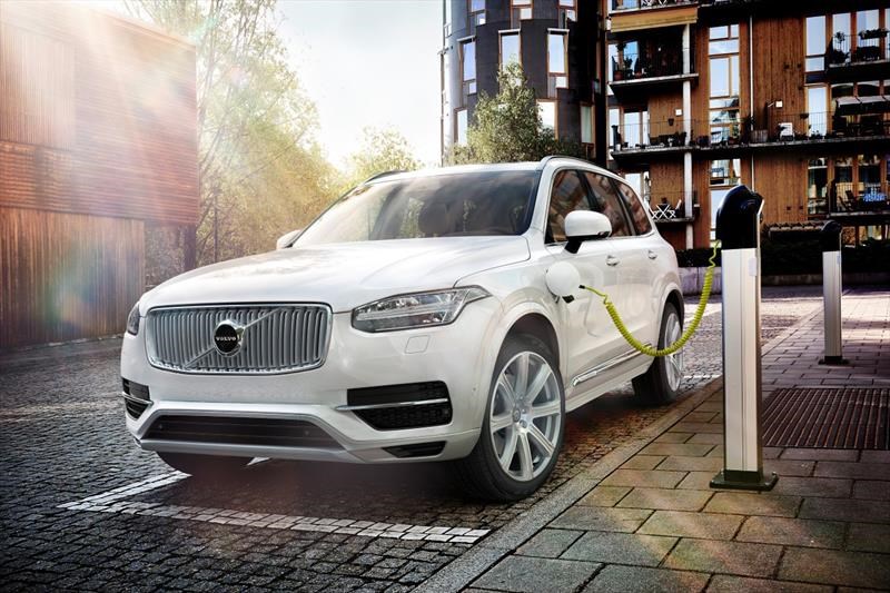 Volvo XC90 T8 2017