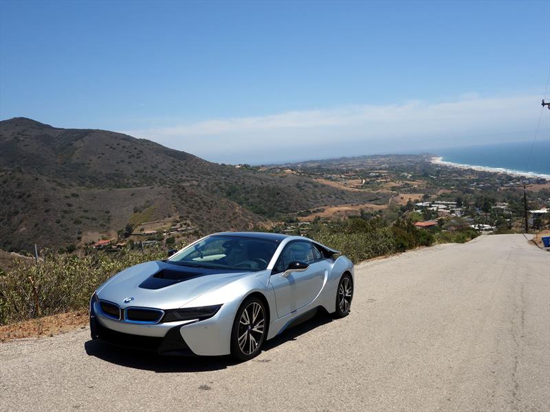 BMW i8