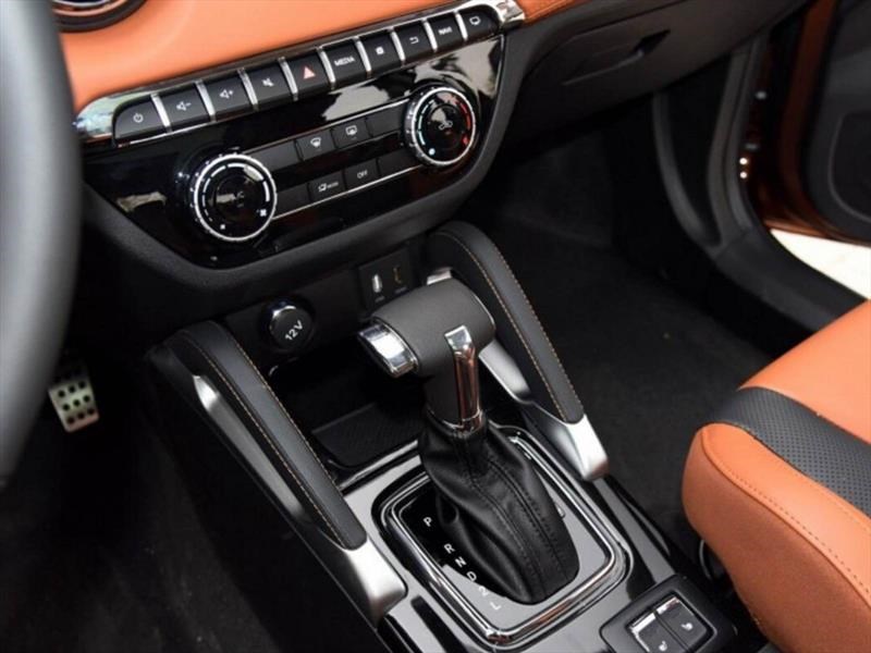 BAIC X35 2018