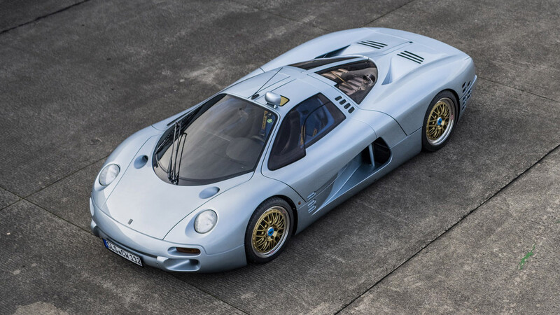 Isdera Commendatore 112i