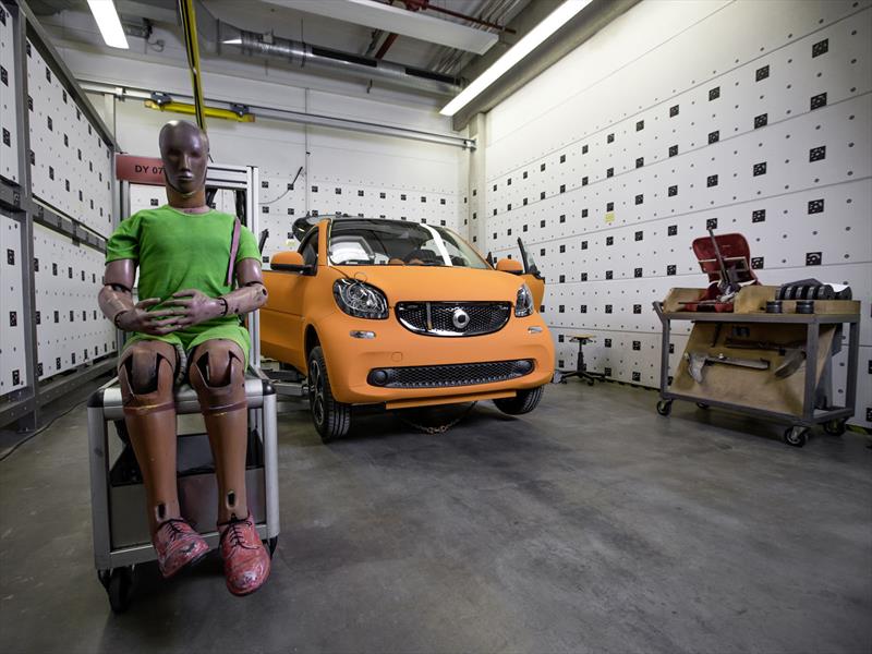 Crash Test nuevo smart Vs. MB Clase S