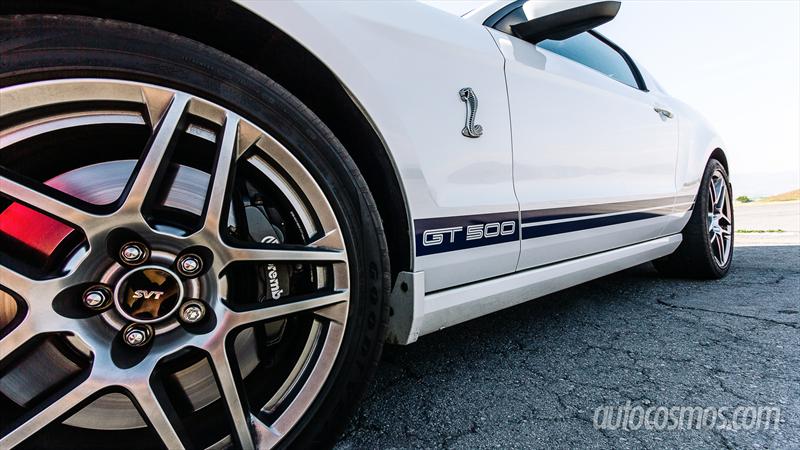 Ford Mustang Shelby GT500 2013 y Ford GT
