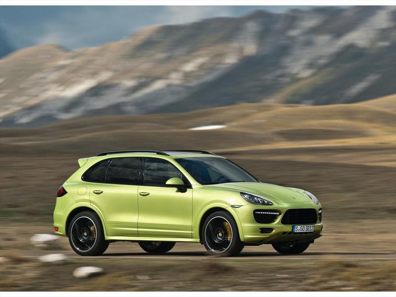 Porsche Cayenne GTS 2013