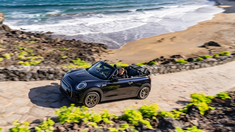MINI Cooper SE Cabrio