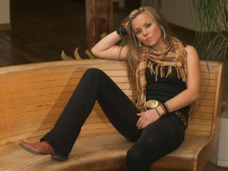 Jessi Combs: la mujer más veloz del mundo