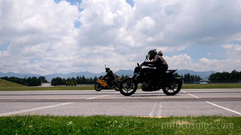 Husqvarna Svartpilen 701