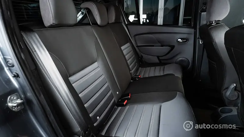 Test Drive Renault Stepway CVT MY24