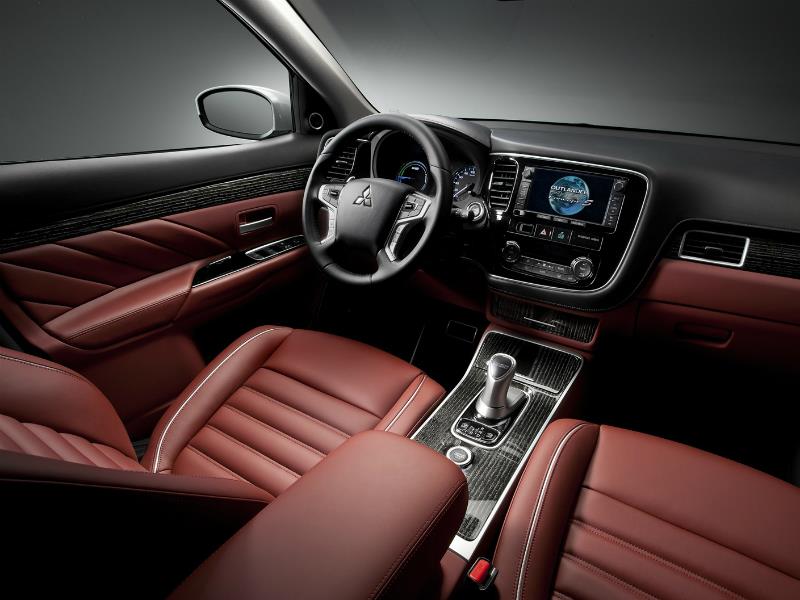 Mitsubishi Outlander PHEV Concept S