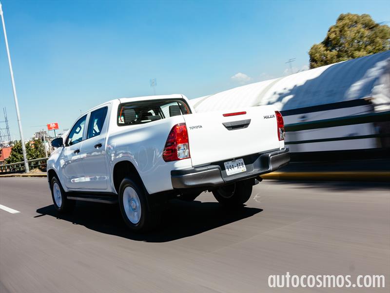 Toyota Hilux 2016