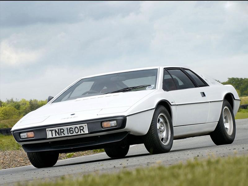 Top 10: Lotus Esprit S1 de James Bond