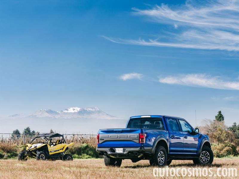 Ford Lobo Raptor 2017 y Yamaha YXZ 1000 R