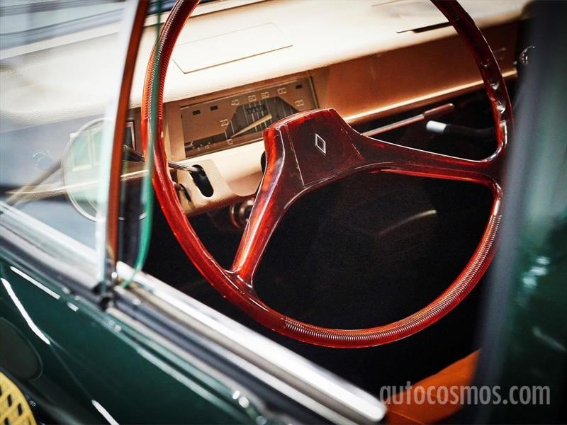 120 años, visita a Renault Classic