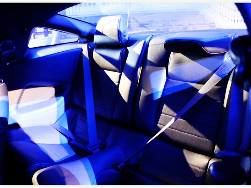 Ford Mustang 2013. Lanzamiento en Chile