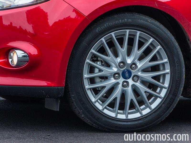 SEAT Leon vs Mazda3 vs Ford Focus