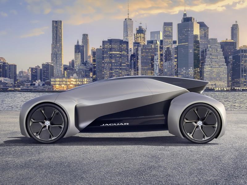 Jaguar FUTURE-Type Concept