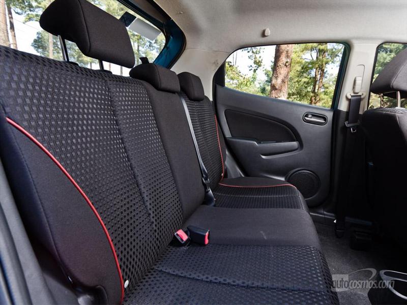 Mazda2 Touring Automático 2012 a prueba