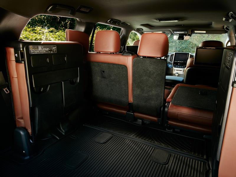 Toyota Land Cruiser 2016