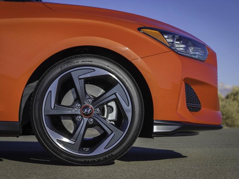 Hyundai Veloster 2019