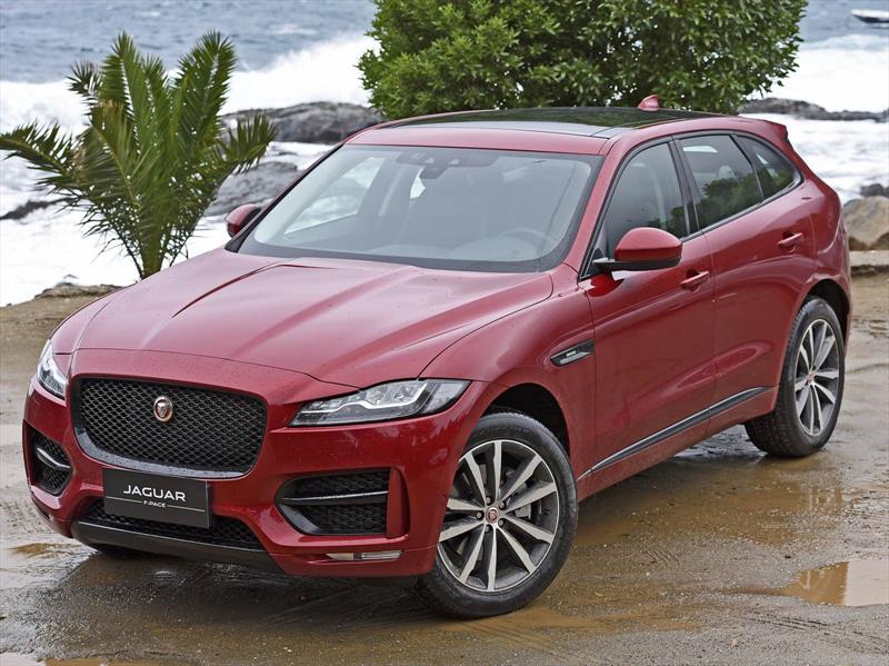 Jaguar F-Pace 2016