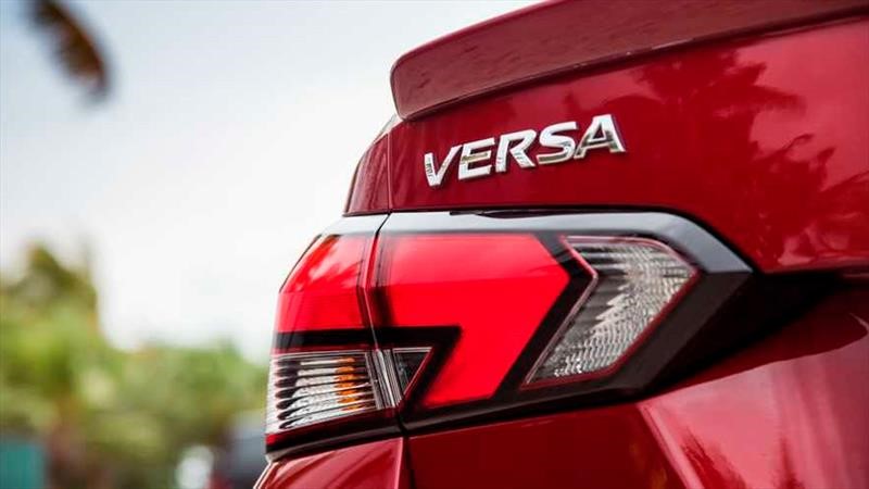 Nissan Versa 2020
