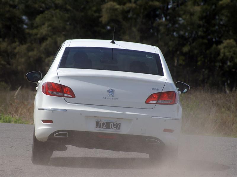 Peugeot 408 a Prueba