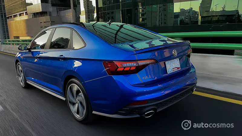 Volkswagen Jetta GLI 2022 a prueba