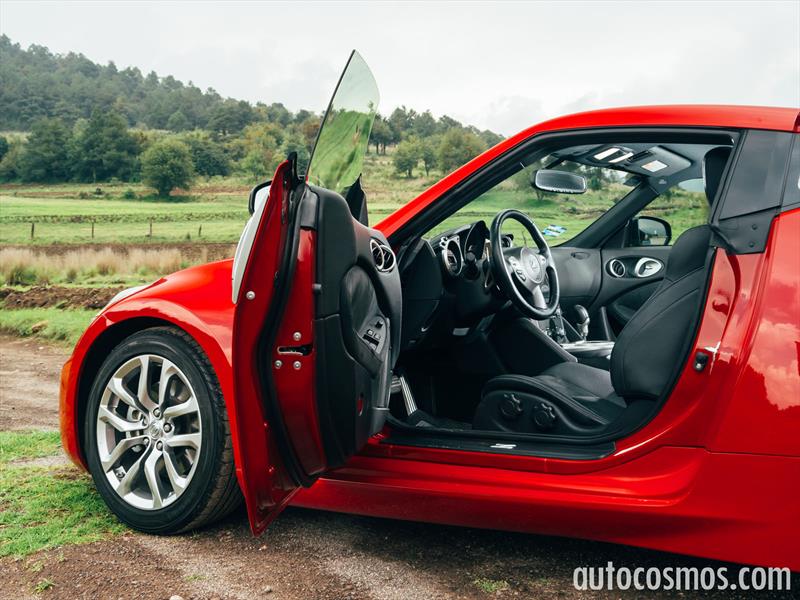 Nissan 370Z 2014