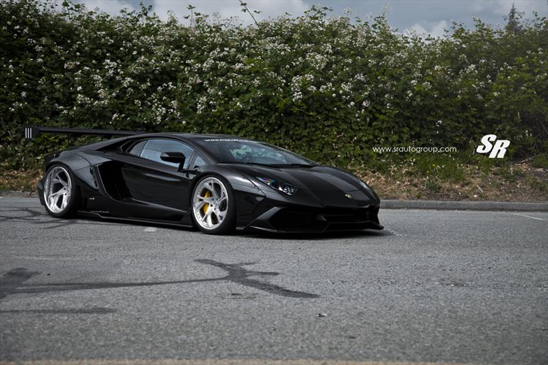 Liberty Walk Lamborghini Aventador 2015