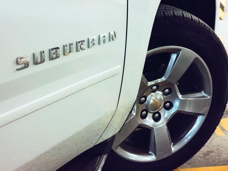 Chevrolet Suburban 2015