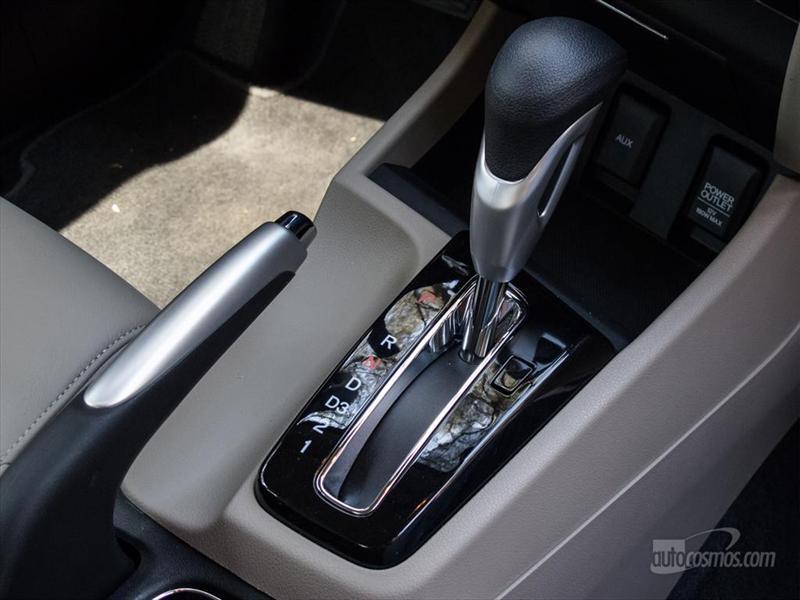Honda Civic Sedán EXL 2013