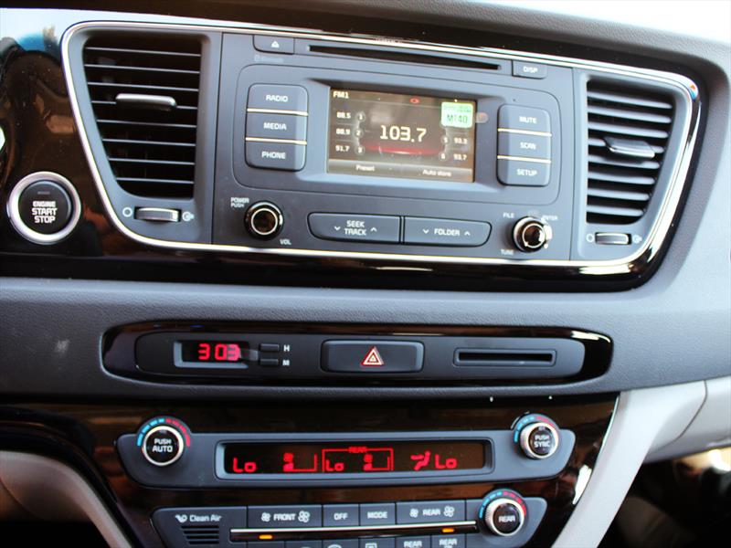 Nuevo Kia Grand Carnival 2015 Lanzamiento en Chile