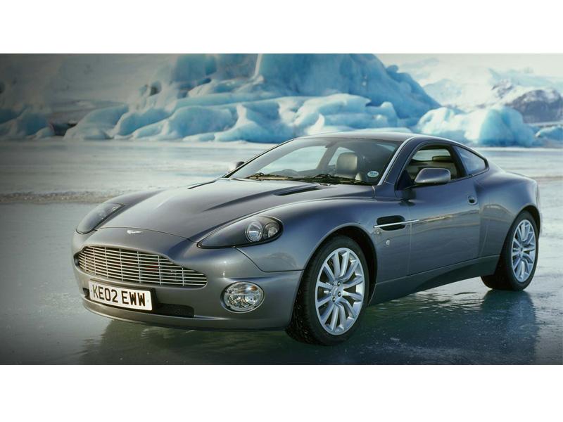 Top 10: Aston Martin Vanquish de Bond