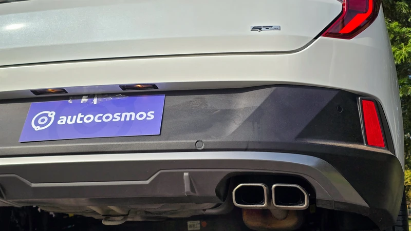 Test Drive Kia K3 Sedán