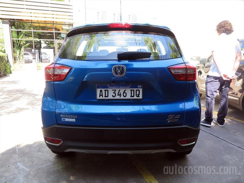 Changan CS15 y CS75 en Argentina