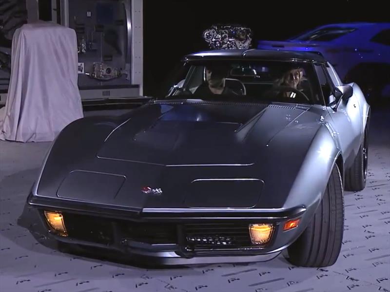 Jimmie Johnson Corvette 1971