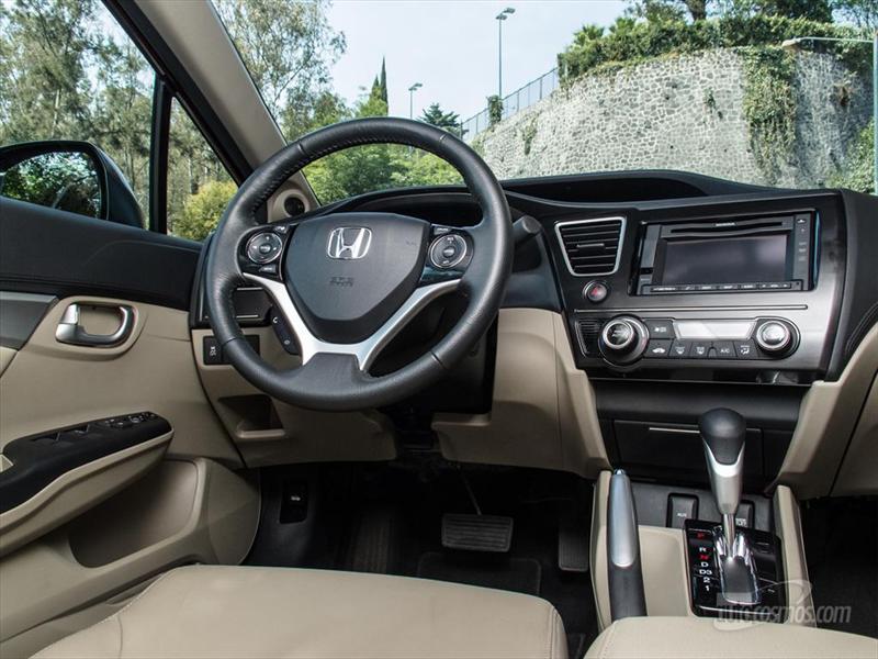 Honda Civic Sedán EXL 2013
