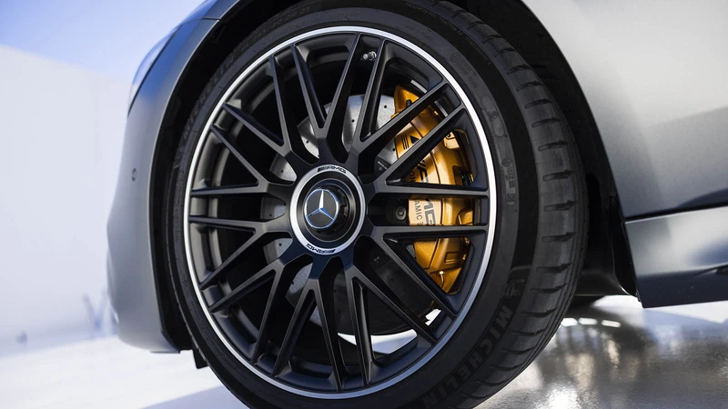 Mercedes-AMG S 63 E Performance