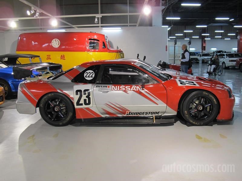 Nissan 80 aniversario - Autos de competencia