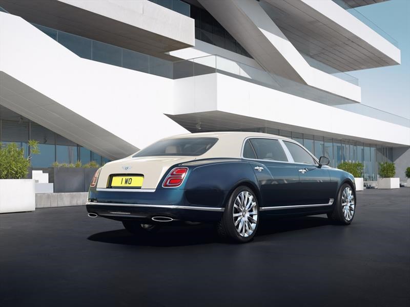 Bentley Mulsanne Hallmark Series by Mulliner