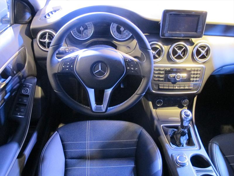 Mercedes-Benz presenta el Clase A