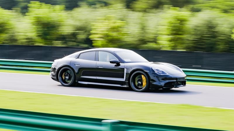 Porsche Taycan 2020