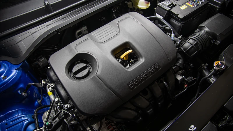 Kia K3 sedán desde todos los ángulos