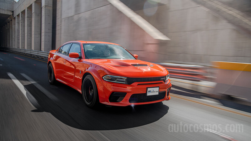 Dodge Charger SRT Hellcat Widebody a prueba