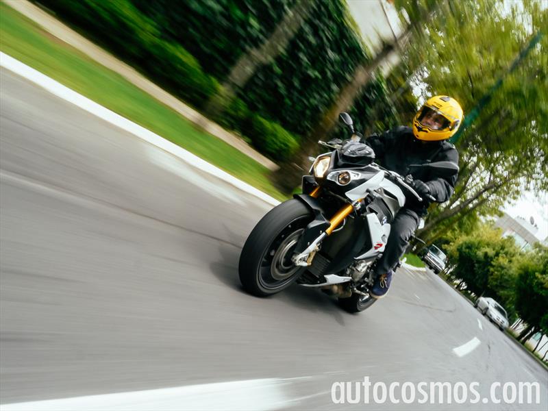 BMW S1000 R 2015