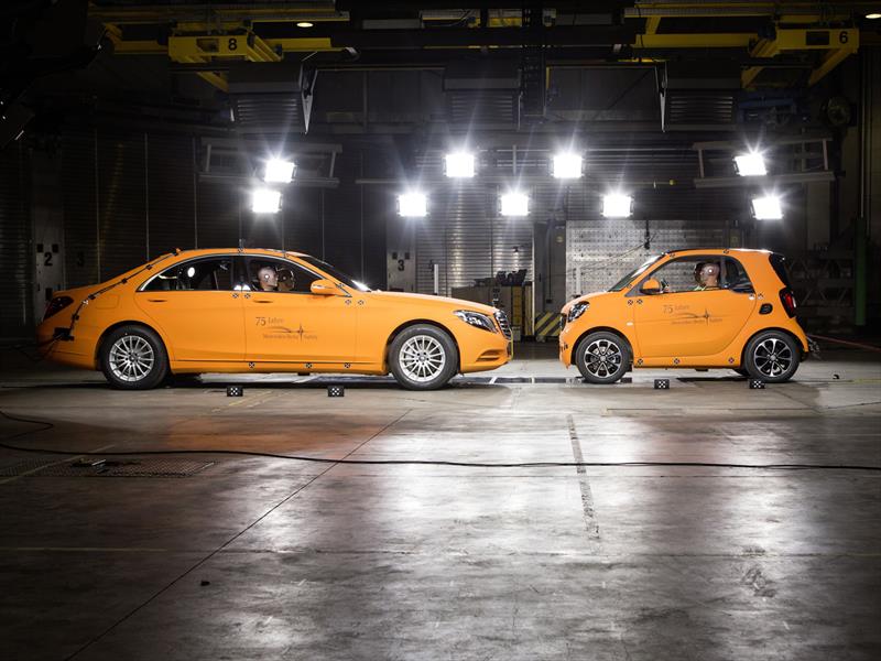 Crash Test nuevo smart Vs. MB Clase S