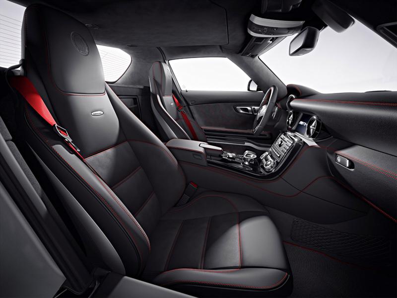 Mercedes-Benz SLS 63 AMG GT 2013