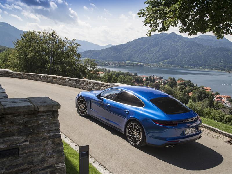 Porsche Panamera 2017