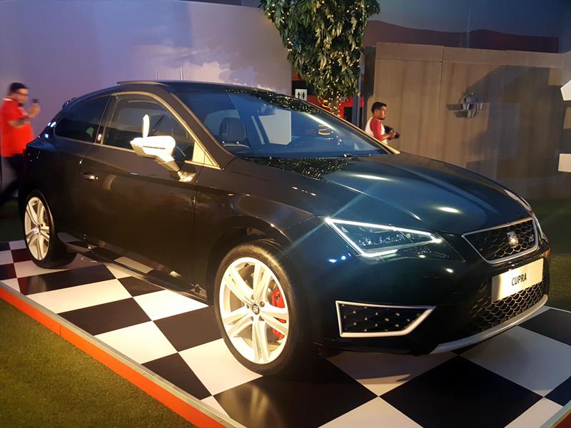SEAT León CUPRA 20 Aniversario Black & White 2017