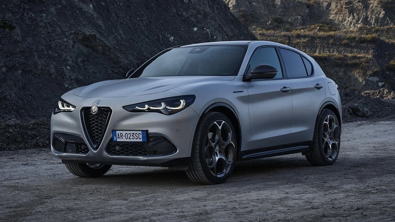 Alfa Romeo Stelvio 2023